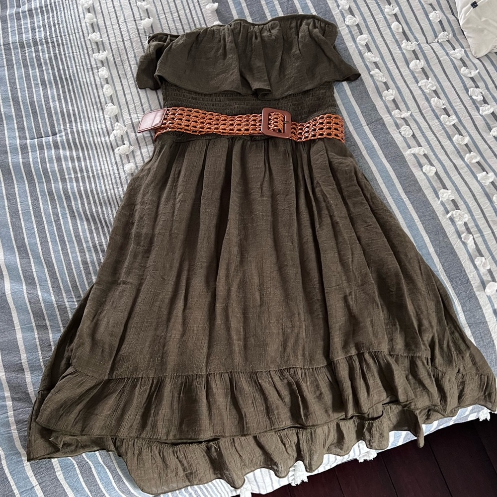 Strapless dress w/belt